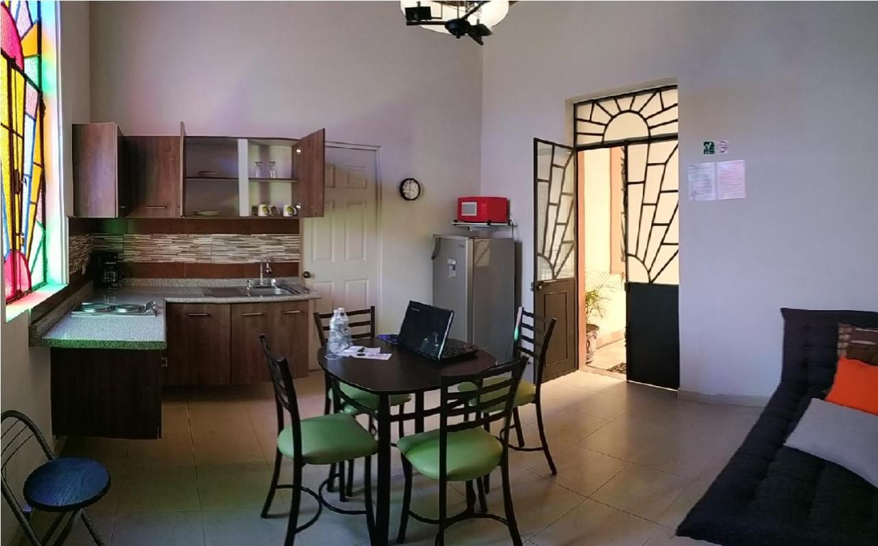 Hotel Del Capitan De Puebla, Departamentos Экстерьер фото